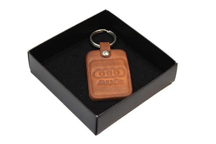 Fairyland Moschato Μπρελόκ Αυτοκινήτου 'Audi Καφέ Δερμάτινο Casual - AUDI-BR - Image 2