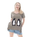 Fairyland Μπλούζα Xακί Γυναικεία Καλοκαιρινή Κοντομάνικη Casual ''Απλικέ Πιγκουίνοι'' - fm-1978-pig