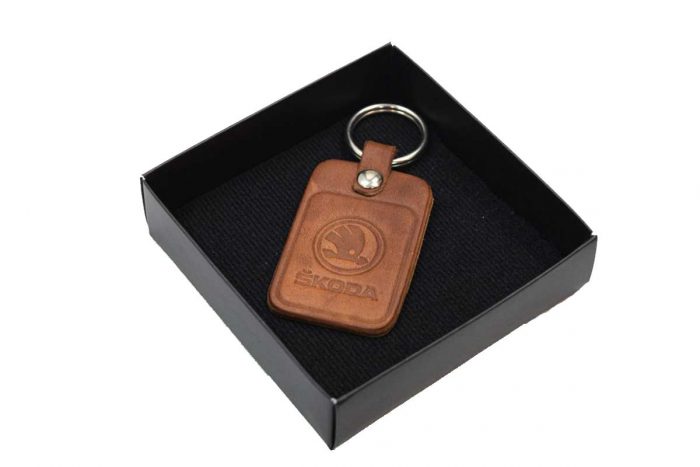 Fairyland Moschato Μπρελόκ Αυτοκινήτου ''SKODA'' Καφέ Δερμάτινο Casual - SKODA-B - Image 2