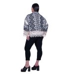 Platinum Σακάκι Εκρού Γυναικείο Casual Κοντό Με Μαύρα Ζακάρ Σχέδιο Free Size - NA-10-JBC - Image 4